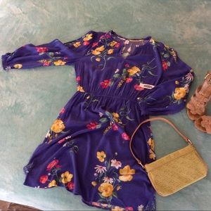 BRAND NEW!! FLORAL SPRING DRESS